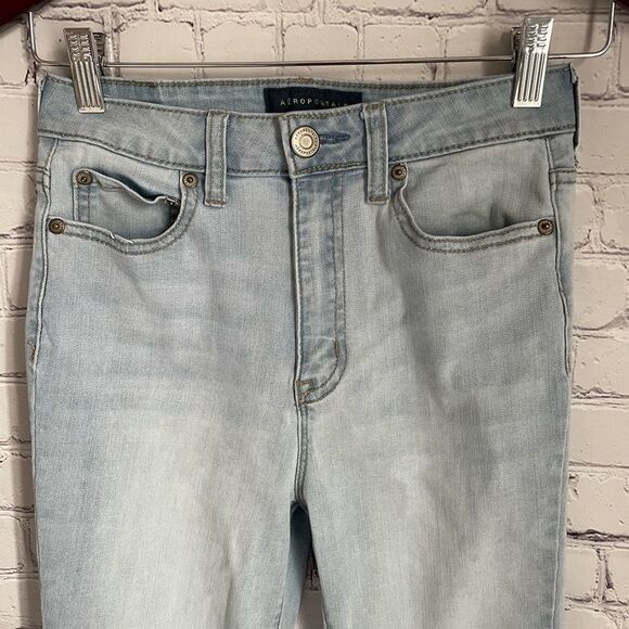 Aeropostale Light Wash High Rise Skinny Jeans Sz 2 - Picture 9 of 9
